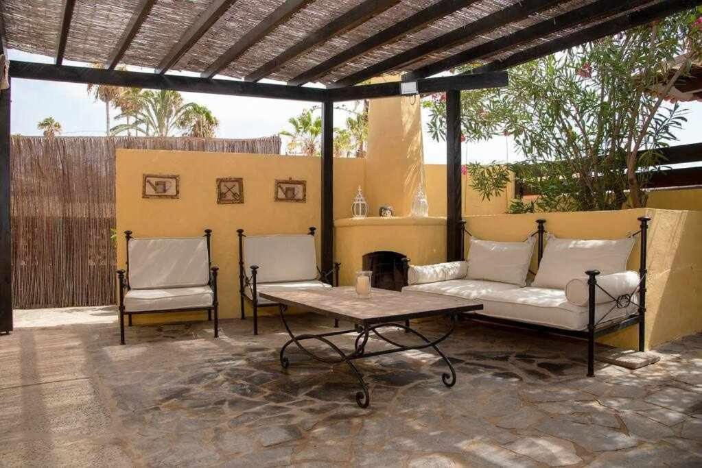 Aurora Mari Villa Your Dream Steps From The Ocean Shore Caleta De Fuste Esterno foto