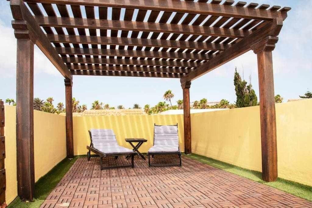 Aurora Mari Villa Your Dream Steps From The Ocean Shore Caleta De Fuste Esterno foto